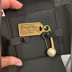 Chanel 2020 Rue Cambon tag & pearl drop brooch. Never used brand new in box